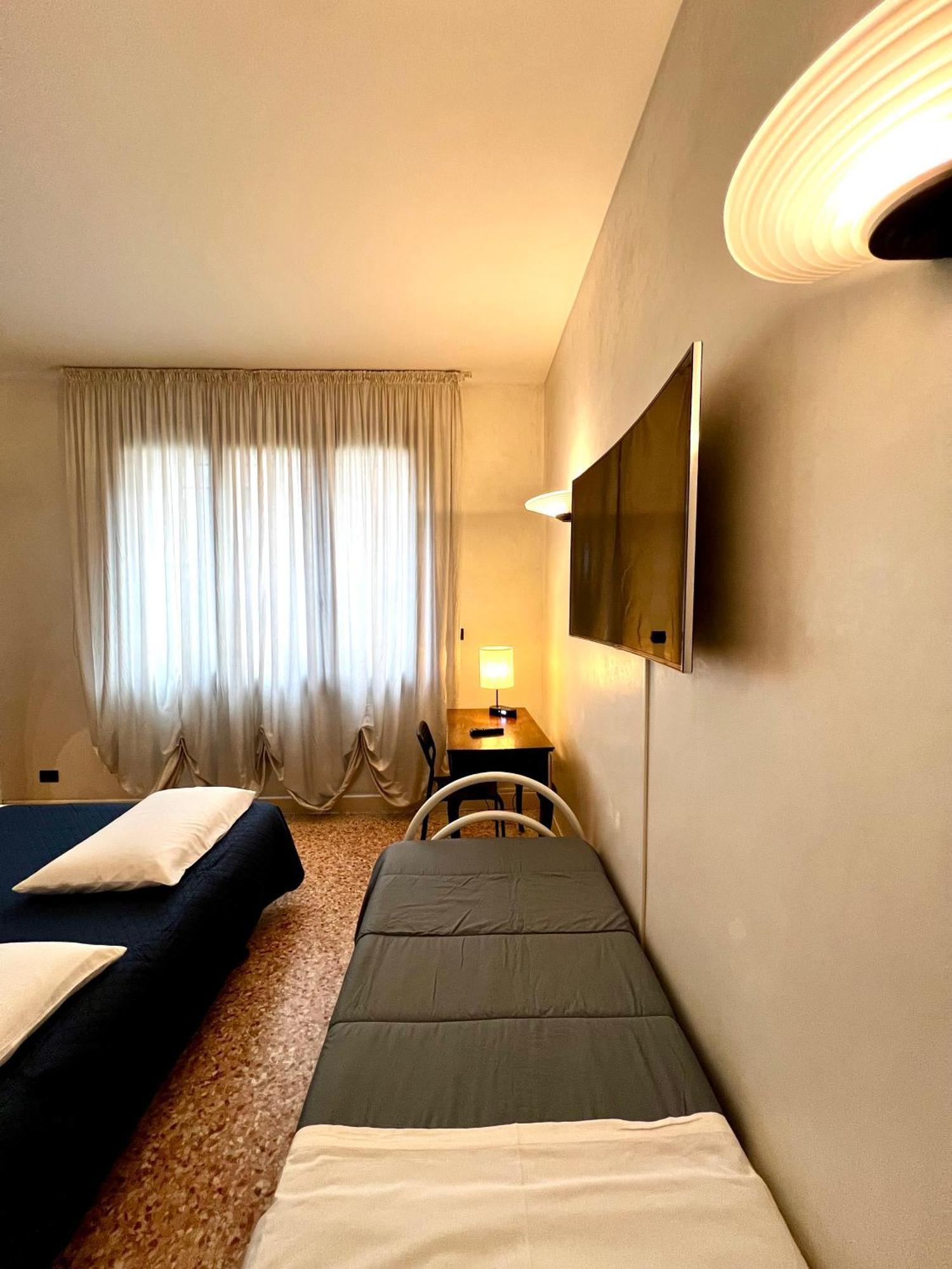 Hotel Locazione Turistica Joyful Padua Exterior foto
